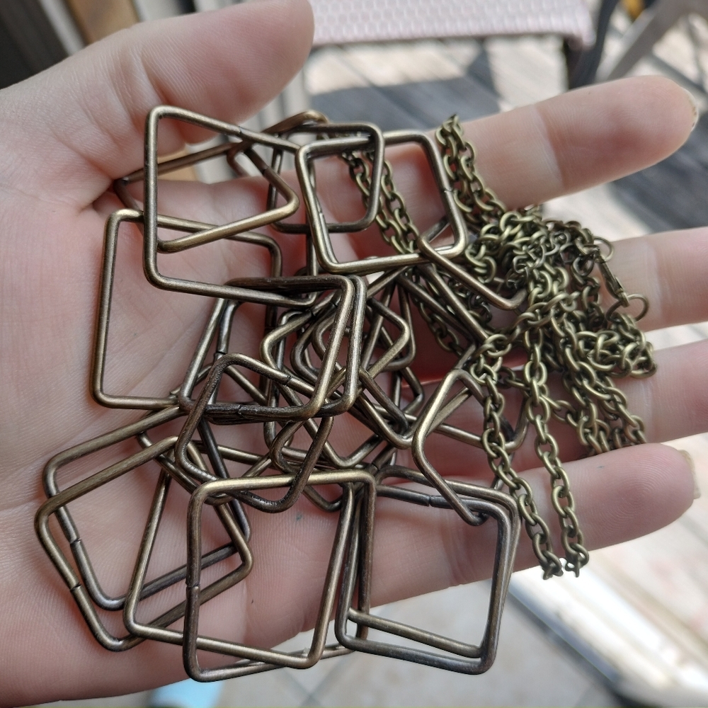Super Long Geometric Necklace - Picture 3 of 3